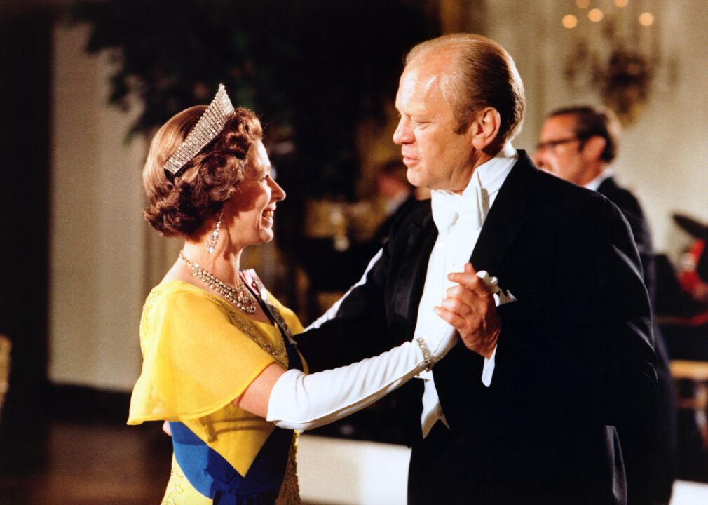 1976: President Ford and Queen Elizabeth dance
